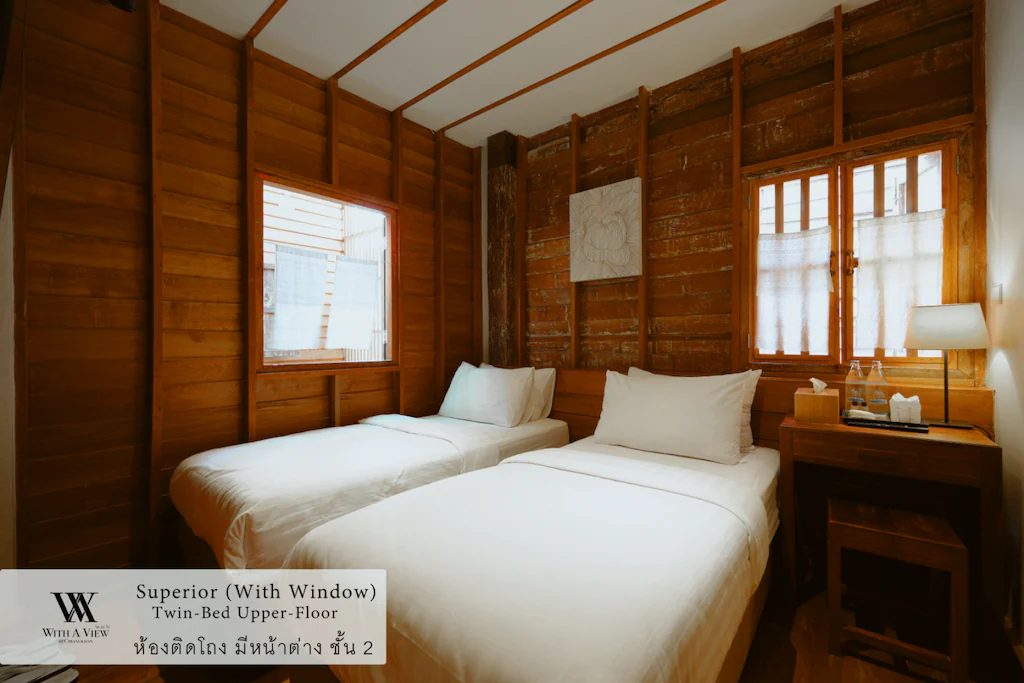 204 Superior ( Court ) Twin-Bed