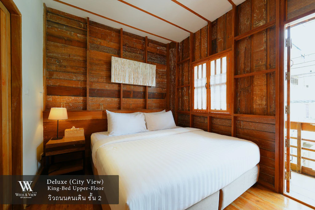 206 Deluxe ( City View ) King-Bed